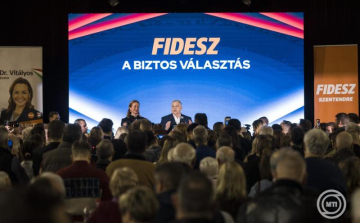 Orbán Viktor: létkérdés, hogy ne engedjük be az ukránokat az Európai Unióba